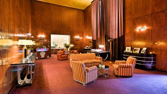 Roxy Suite Rental