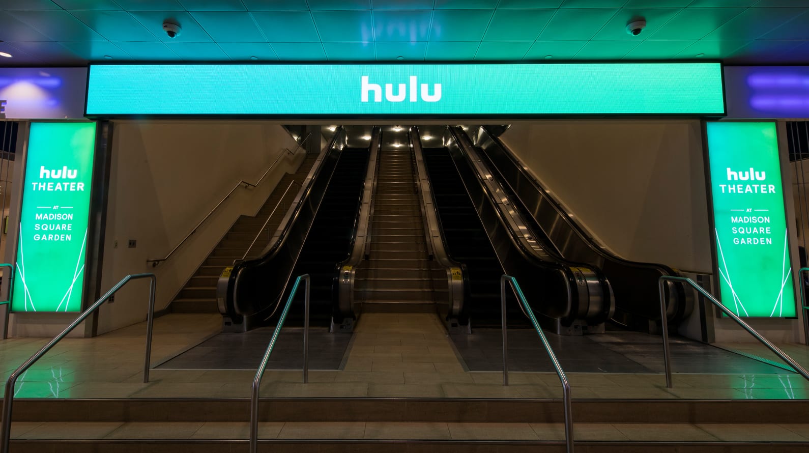 Hulu Theater Directions