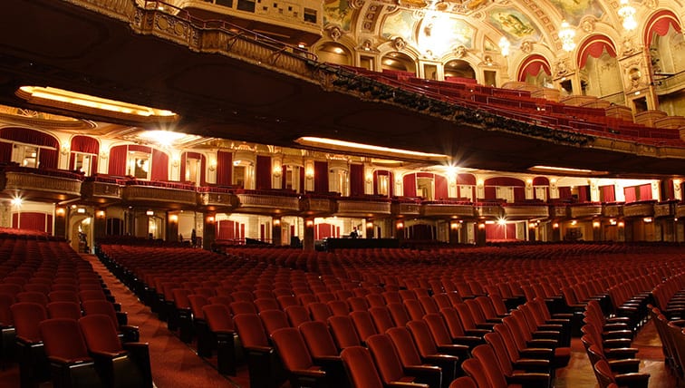The Chicago Theatre | Official Site
